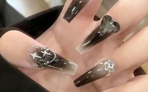 DICH VỤ ĐẮP MÓNG GEL