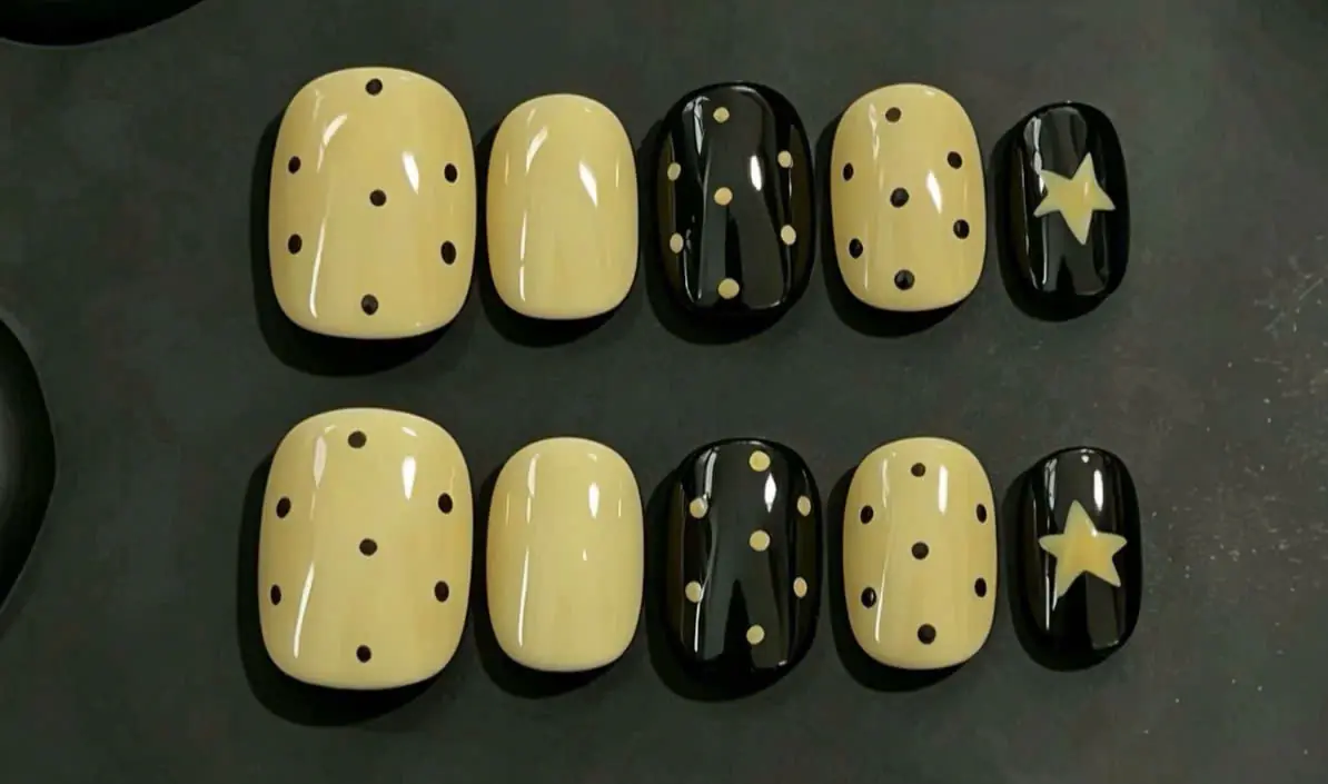 Nail họa tiết sao biển